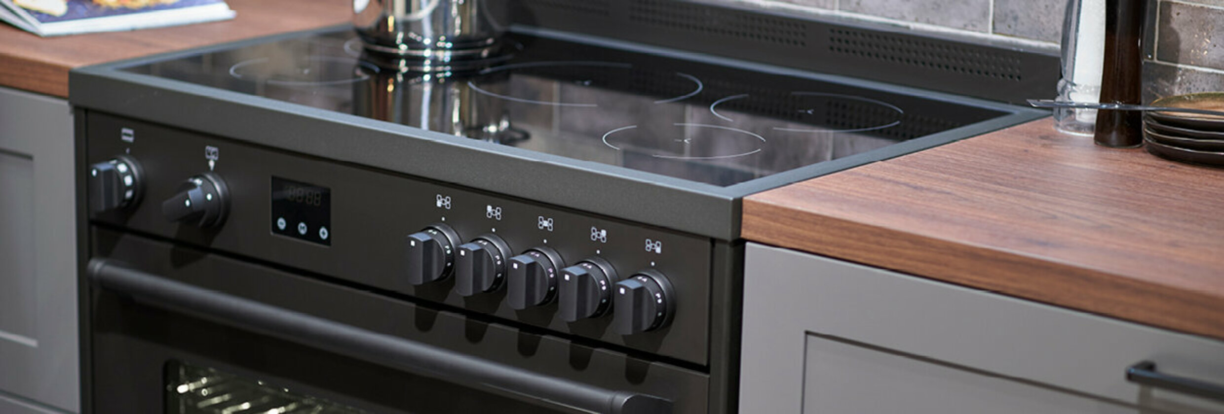 Bertazzoni Keukenapparatuur Nieuwenhuis Keukens